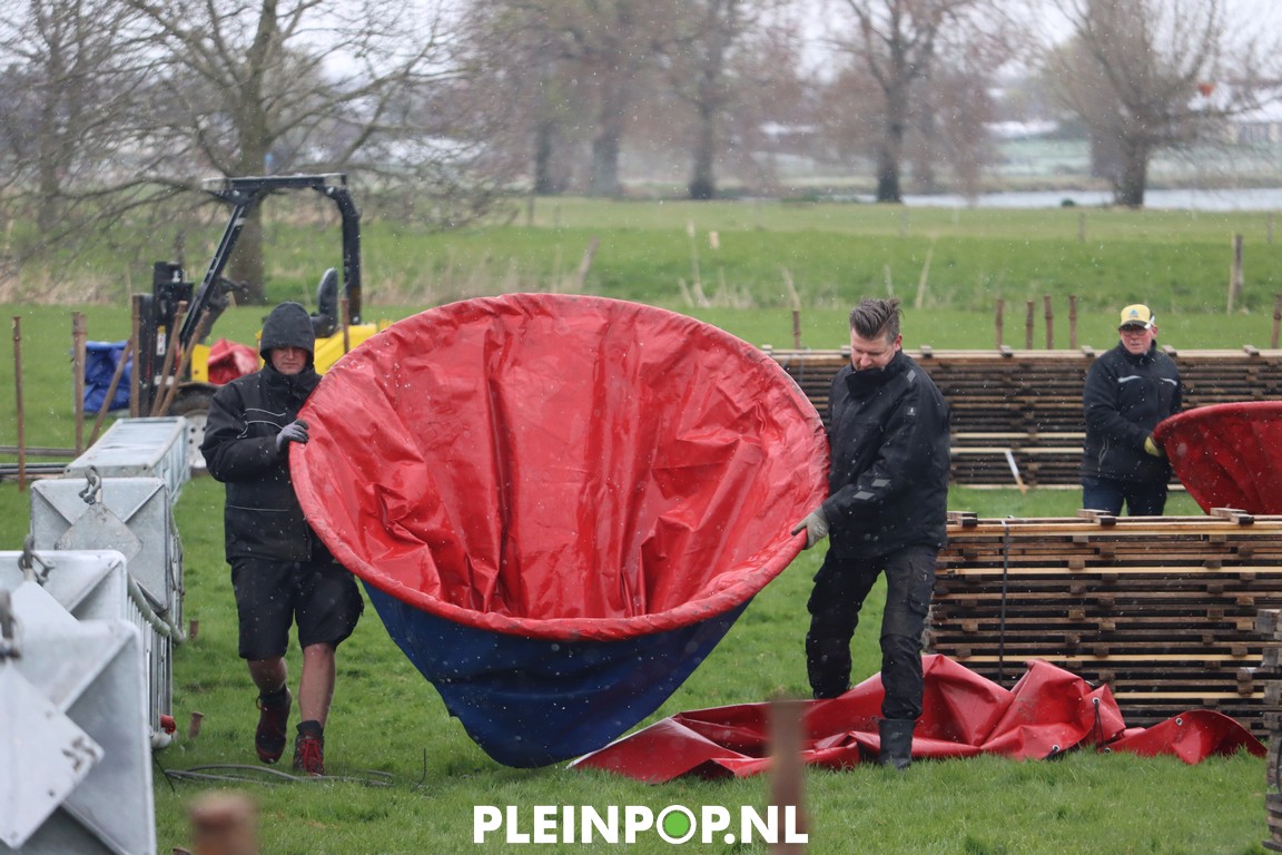 VRIJDAG 1 APRIL      (35)